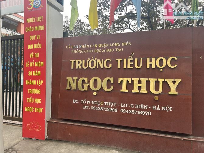 NHÀ DÂN XÂY, NGỌC THUỴ 34m, 5T, GIÁ CHÀO NHỈNH 6 TỶ. FULL NỘI THẤT VÀO Ở LUÔN CÁCH 1 NHÀ R