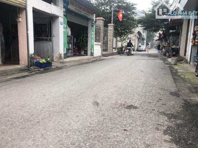 Thôn Thái Phù 152m 6,3 tỷ sẵn nhà cấp 4 đang cho thuê, thuộc khu dân cư đông đúc, sầm uất