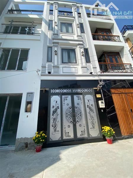 🏡HẺM XE HƠI - NHÀ 4TẦNG, THANG MÁY - FULL NỘI THẤT NGOẠI - GỖ XỊN - NGAY P1 Gò VẤP 🍀