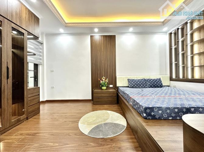 🚀 BÁN NHÀ CẦU GIẤY - 34M² - 6 TẦNG - FULL NỘI THẤT ĐẲNG CẤP - Ô TÔ ĐỖ CỔNG 🚀 - 10