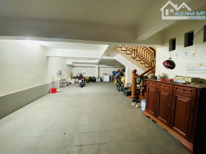BÁN NHÀ CỰC HIẾM, KHU VỰC KHÔNG CÓ NHÀ BÁN MT ĐƯỜNG HOA P.2 Q.PHÚ NHUẬN Biệt thự mặt tiền - 1