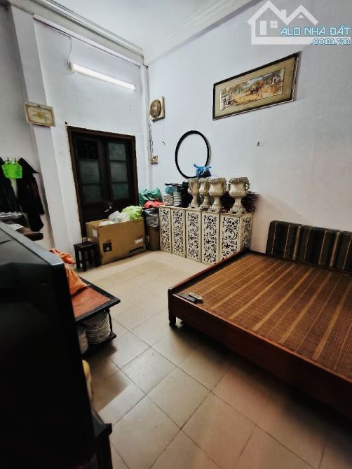 BÁN NHÀ P.MINH KHAI-Q. HBT- Ô TÔ ĐỖ CỔNG-10M RA MẶT PHỐ-GIÁ ĐẦU TƯ- 62m2- MT 5.2m-11.8 TỶ