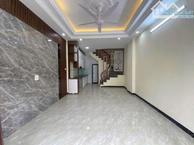 🌇Bán nhà Cổ Linh - Ngọc Trì - AEON   💎💎  Nhà 4,5 tầng dt 30m x 3 phòng ngủ rộng - 1