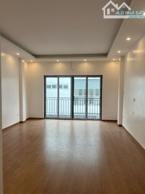 25 TỶ - 120M2 LÊ VĂN DUYỆT- LÔ GÓC - 6T THANG MÁY - KINH DOANH - ĐẦU TƯ - 1