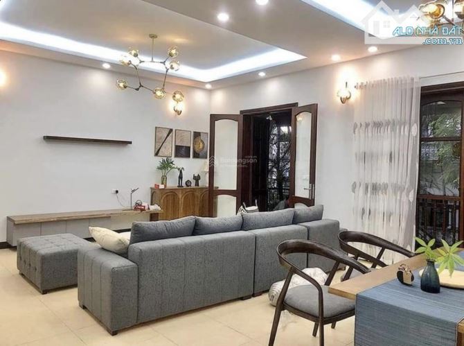 Nhà Đẹp, MT Lý Tưởng Cho KD Với 64m2 SHR 4Tầng 4PN Ở Bùi Văn Ba, Q7 Chỉ 4,570 Tỷ Gọi Ngay - 1