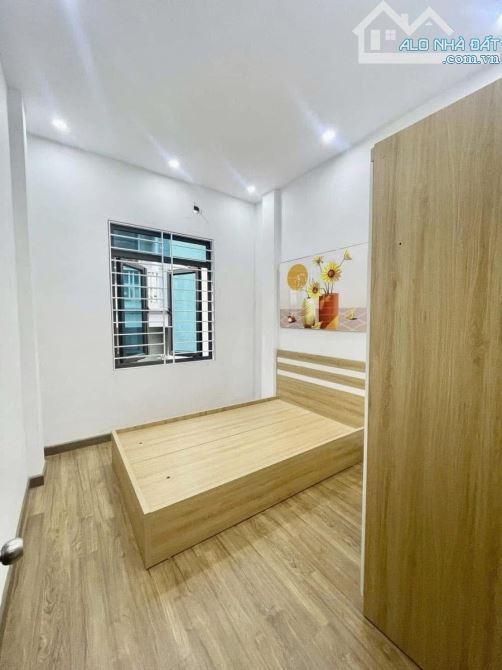 Bán nhà Mới Tân Mai- Hoàng Mai, 40M2 x4T giá 6.2 tỷ, gần phố. Full nội thất - 1