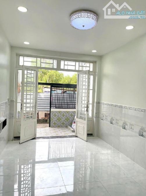 NHÀ HƠN 40M2, QUẬN 7, GIÁ 2.X TỶ - 1