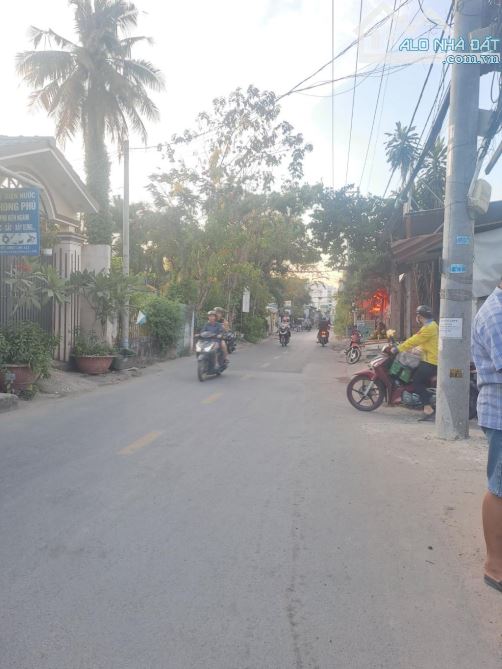 Góc 2 MT An Phú Đông 10. 6x27. 178m2 đường nhựa 12 m. 50tr/m2 - 1
