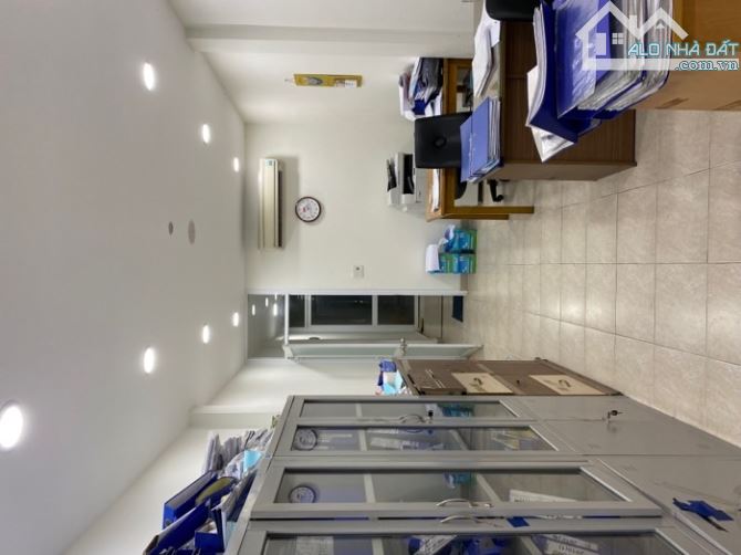 Bán nhà vị trí kinh doanh 285/Cách Mạng Tháng Tám quận 10 - 86M2 - 4 tầng đẹp có dòng tiền - 1