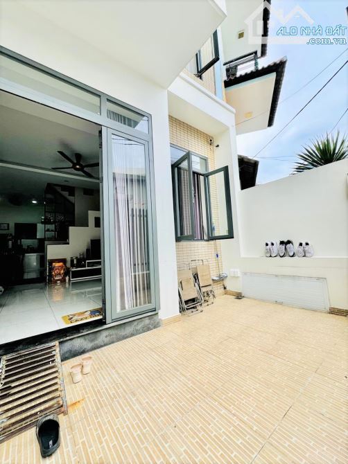 Đường Nguyễn Thị Thập - hẻm 2 oto tránh nhau - Nhà 3 tầng ngang lớn 5.3m - Chỉ: 8.6 TỶ. - 1