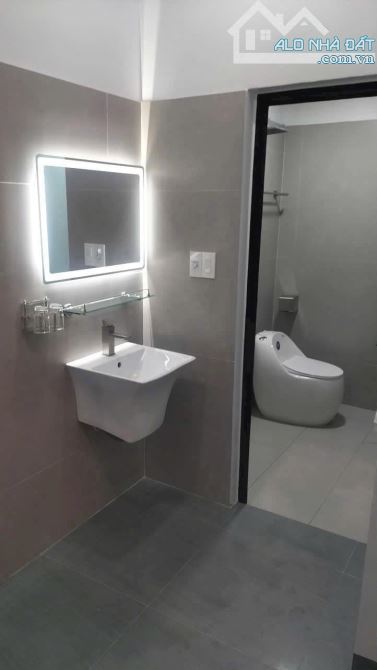 LÊ QUANG ĐẠO 45M2- NGÕ RÔNG - Ô TÔ ĐỖ CỬA - NHỈNH 8 TỶ - 1