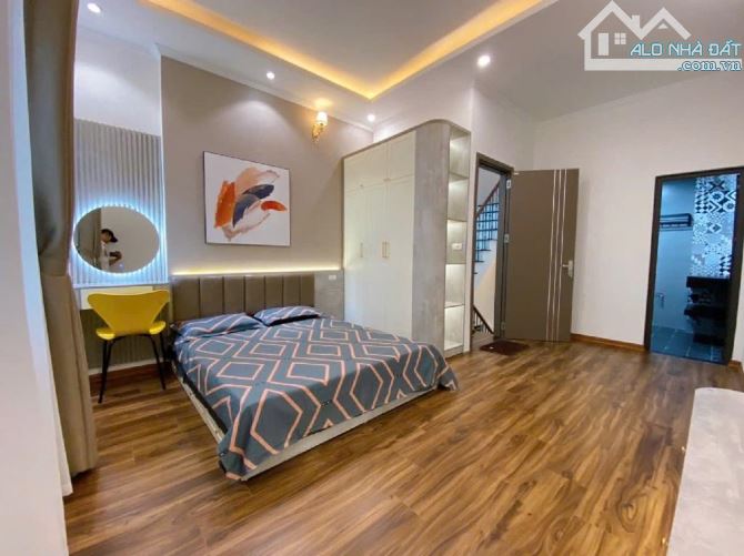 Bán Nhà Nguyễn Văn Cừ, Long Biên. 48m2  5 Tầng, tài chính 6 tỷ - 1