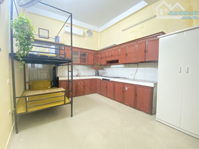 Cho thuê phòng ngõ 324 Trịnh Văn Bô Khép Kín giá chỉ 2.4 triệu điều hòa nóng lạnh ở luôn - 2