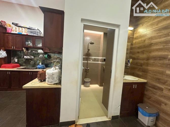 BÁN NHÀ MẶT TIỀN ĐỖ NHUẬN VỊ TRÍ ĐẸP GẦN HÀ HUY TẬP   Diện tích: 4x26m Thổ cư: 100% - 2