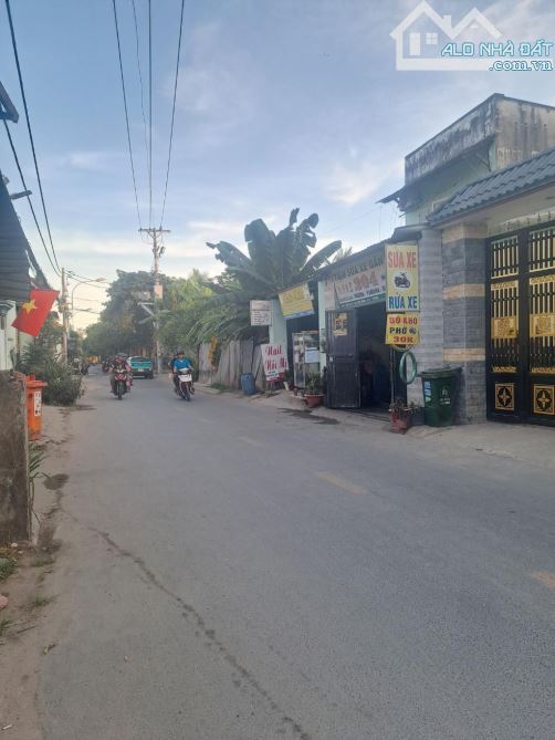 Góc 2 MT An Phú Đông 10. 6x27. 178m2 đường nhựa 12 m. 50tr/m2 - 2