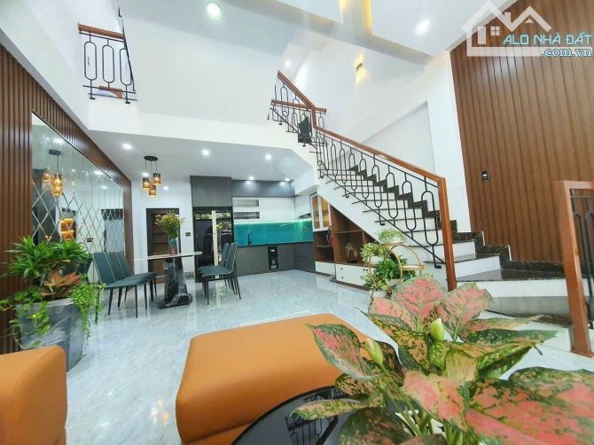 🏡CHỐT LIỀN TAY CĂN NHÀ hẻm oto tại Cao Đạt, P1, Quận 5/ 70m2 KC: 1T2L - 6 tỷ 950/ sổ hồng - 2