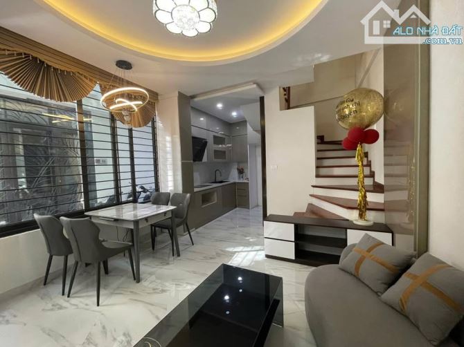 Bán Gấp Nhà Cổ Nhuế 60m- Phân Lô 2 Thoáng - Nhà Mới - Ô Tô Dừng Đỗ , KHU VIP- 8 tỷ 65 - 2