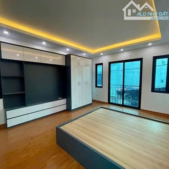 Nhà Đẹp Trần Cung - Ô Tô 7 chỗ đỗ cửa, vào nhà - 81m² - 7 Tầng - 18.1 Tỷ - Kinh Doanh Tốt - 2