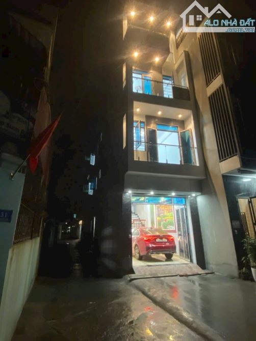 LÊ QUANG ĐẠO 45M2- NGÕ RÔNG - Ô TÔ ĐỖ CỬA - NHỈNH 8 TỶ - 2