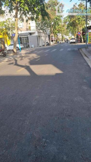 ĐƯỜNG HAI BÀ TRƯNG, DT: 5,5 x 9,2 GIÁ: 5.5 TỶ NGAY TRUNG TÂM THÀNH PHỐ BÀ RỊA CẦN BÁN - 2