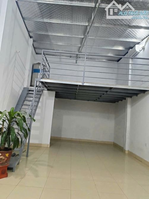 Bán nhà cấp 4 45m2 mới đẹp, gần ô tô, Hơn 3 tỉ, ngay Ngọc Hồi - Thanh Trì - 2