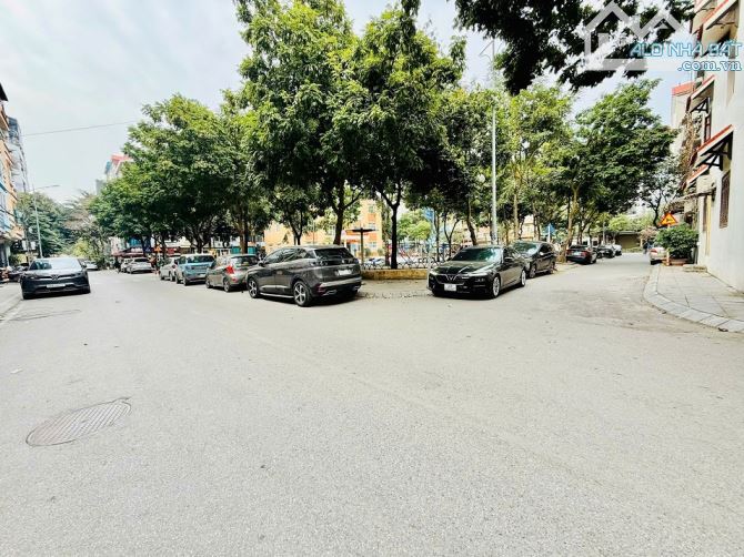 BÁN NHÀ PHỐ TRẦN QUỐC HOÀN- CẦU GIẤY- PHÂN LÔ- OTO ĐỖ CỬA- KINH DOANH- 65m2- 19tỷ - 3