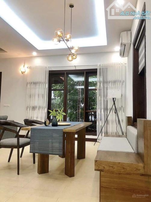 Nhà Đẹp, MT Lý Tưởng Cho KD Với 64m2 SHR 4Tầng 4PN Ở Bùi Văn Ba, Q7 Chỉ 4,570 Tỷ Gọi Ngay - 3