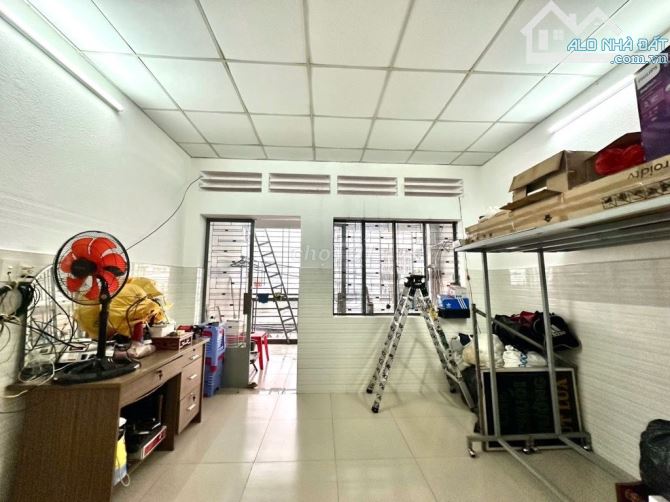 Vài bước ra đường Vạn Kiếp, View Đỉnh, 2 Tầng - 46M2 - 3