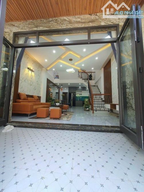 🏡CHỐT LIỀN TAY CĂN NHÀ hẻm oto tại Cao Đạt, P1, Quận 5/ 70m2 KC: 1T2L - 6 tỷ 950/ sổ hồng - 3