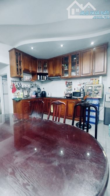 Bán nhà Trường Chinh, Phường 13 Tân Bình, KHU VIP, CÓ Tiểu CÔNG VIÊN, (4,3mX17,5M), 3 Tầng - 3