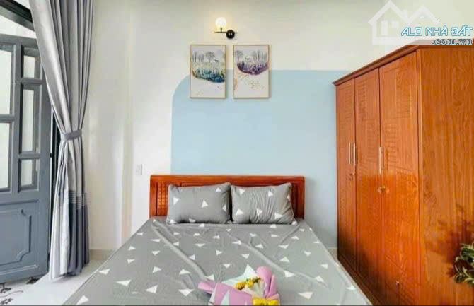 🏡CHỐT LIỀN TAY CĂN NHÀ hẻm oto tại Cao Đạt, P1, Quận 5/ 70m2 KC: 1T2L - 6 tỷ 950/ sổ hồng - 4