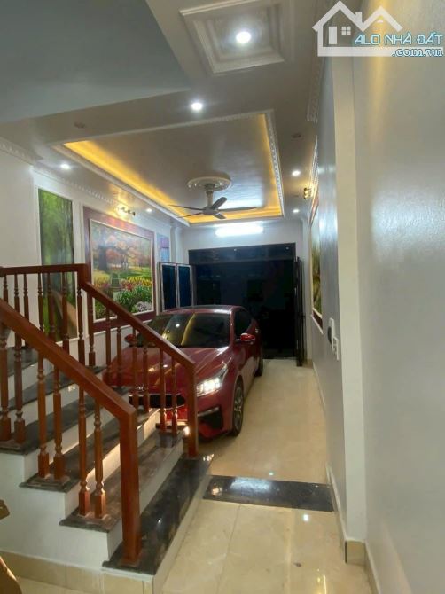 LÊ QUANG ĐẠO 45M2- NGÕ RÔNG - Ô TÔ ĐỖ CỬA - NHỈNH 8 TỶ - 4