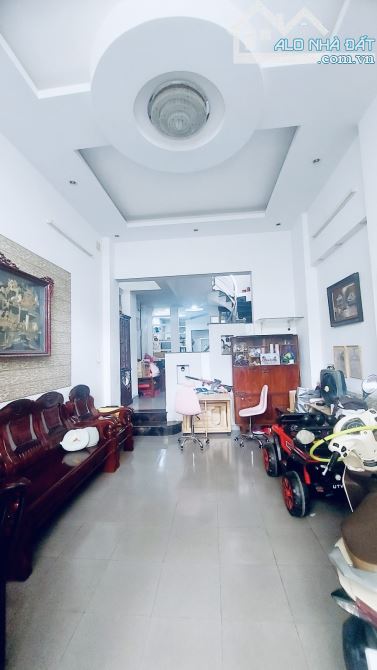 Bán nhà Trường Chinh, Phường 13 Tân Bình, KHU VIP, CÓ Tiểu CÔNG VIÊN, (4,3mX17,5M), 3 Tầng - 4