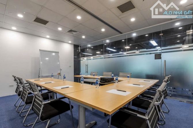 BÁN TOÀ NHÀ 8 TẦNG CÓ HẦM PHỐ TRẦN THÁI TÔNG. DÒNG TIỀN 250TR/THÁNG. 186M² x 8 TẦ - 4
