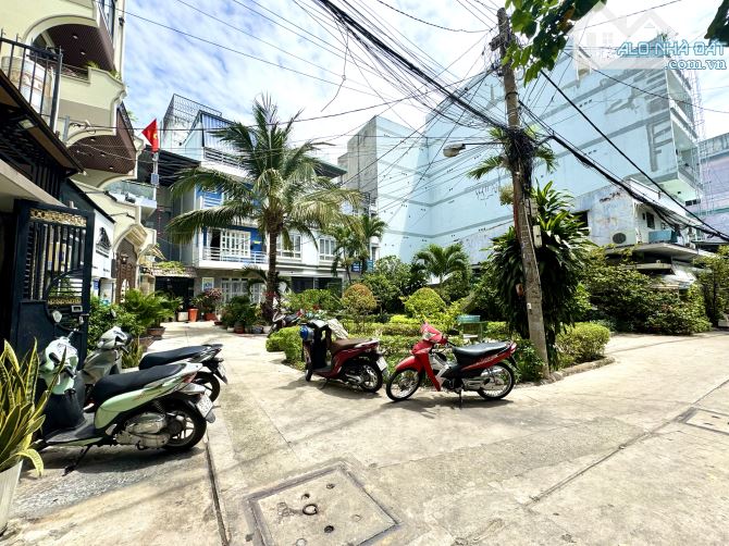 Bán nhà Trường Chinh, Phường 13 Tân Bình, KHU VIP, CÓ Tiểu CÔNG VIÊN, (4,3mX17,5M), 3 Tầng - 5
