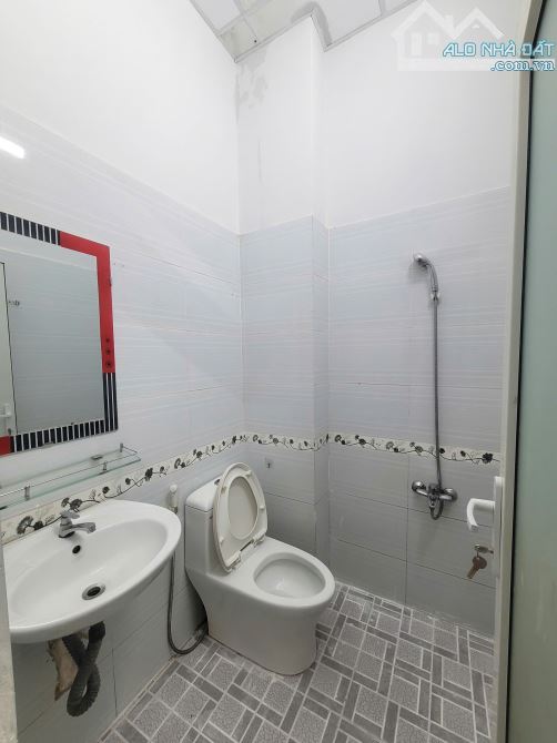 3Tỷ450__72m2__Nhà 1 trệt 1 lầu cách đường Ngô Văn Sở 100m__gần Nguyễn An Ninh và TTHCDA - 6