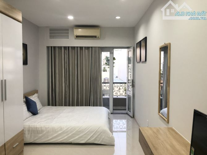 Studio ban công lớn , full nội thất cao cấp ngay khu Etown Cộng Hoà - 7