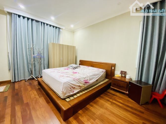 BÁN NHÀ CỰC HIẾM, KHU VỰC KHÔNG CÓ NHÀ BÁN MT ĐƯỜNG HOA P.2 Q.PHÚ NHUẬN Biệt thự mặt tiền - 9