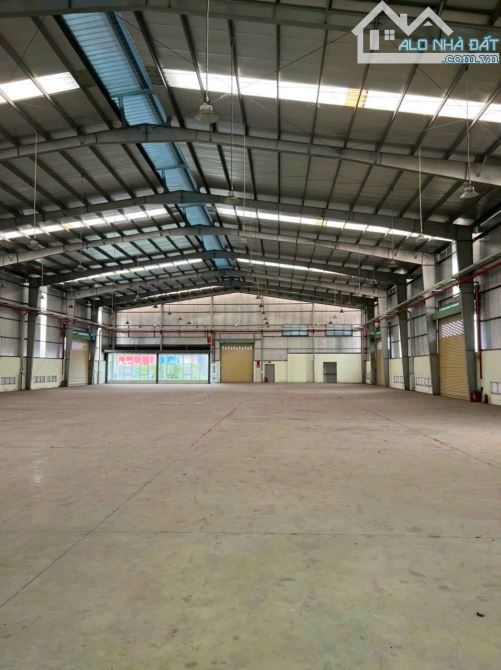 MTKD đường Quốc Lộ 1A gần ngã tư Gò Mây 17m * 95m ( nở hậu 25m ) chỉ 68 tỷ còn bớt
