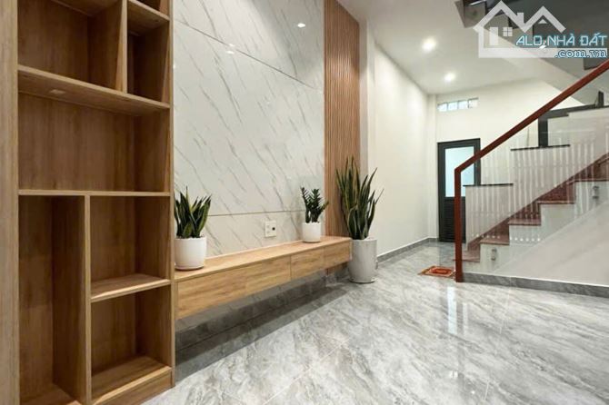 Bán nhà Thích Quảng Đức Phường 5 Phú Nhuận, 4 Tầng 4m x 8m 3 phòng ngủ - Giá 7.45 tỷ TL