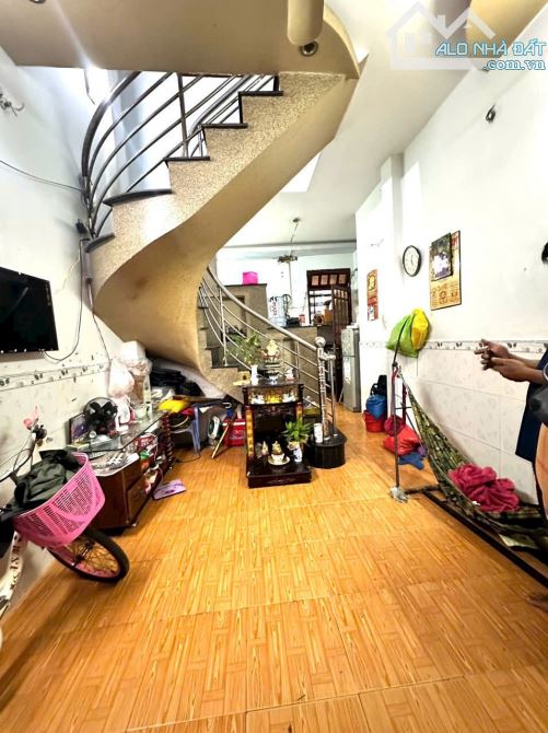 Bán nhà Sổ hồng riêng - Công nhận : 34,4m2  💯💯💯 Có giá tốt cho ACE đầu tư 💯💯💯  🚩 Hẻ