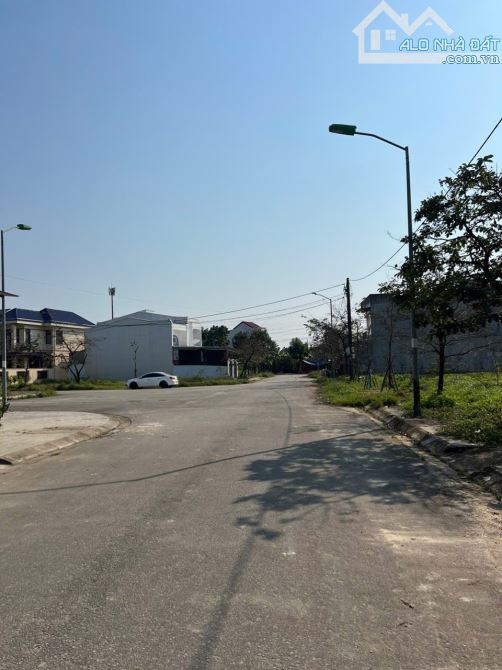 BÁN ĐẤT KẸP MƯƠNG KQH XUÂN PHÚ GIÁ TỐT