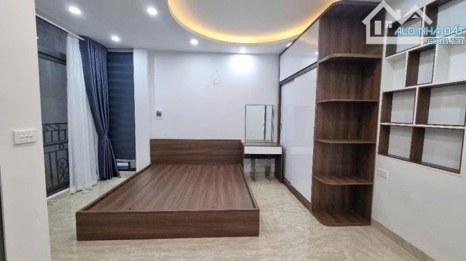 NHÀ MỚI HIỆN ĐẠI - ĐẸP KHÔNG TÌ VẾT - TRUNG TÂM QUẬN HOÀNG MAI - 41M -CHỈ 5.6 TỶ