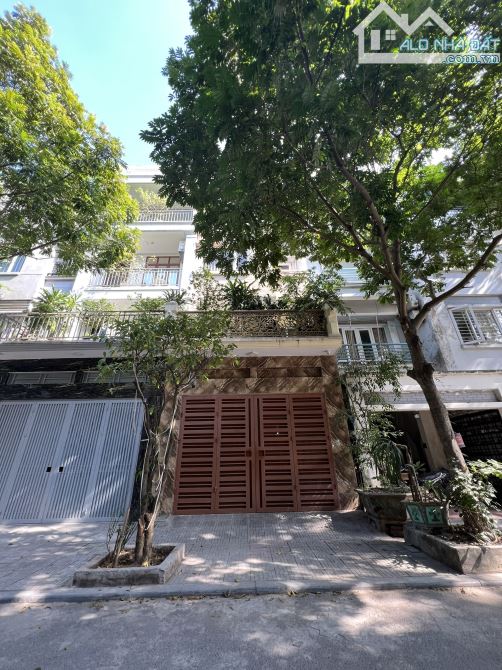 Bán nhà LK KĐT Văn Khê,phân lô vỉa hè,vị trí KD,83m x 5 tầng,mặt tiền 5m, Giá chỉ 17.2 tỷ