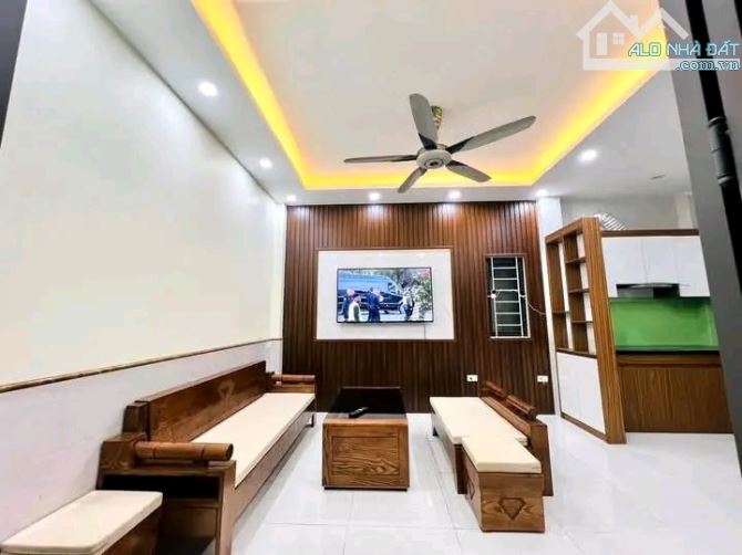 Kiến Hưng, Hà Đông, 55m2, 4 tầng, oto gần, KD, giá rẻ, nhỉnh 6 tỷ