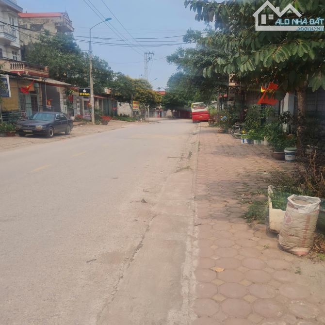 Bán Đất trung Tâm Thị Trấn Kép, Lạng Giang- Bắc Giang. 605m2 - Mt 12m. Giá 6,2 tỷ
