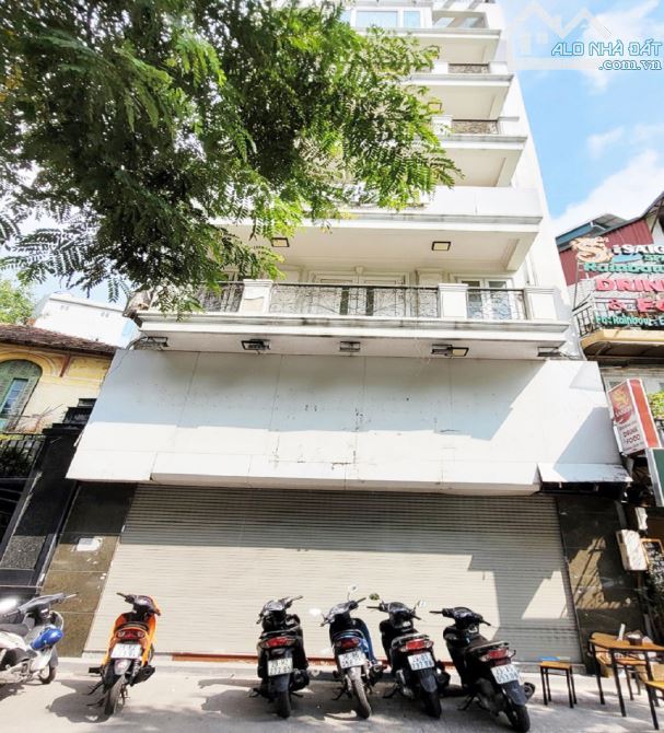 Bán Tòa Văn Phòng Mặt Phố Hàng Ngang, Hoàn Kiếm DT 247m2, 9T, MT 9.35m, Giá Cực Rẻ