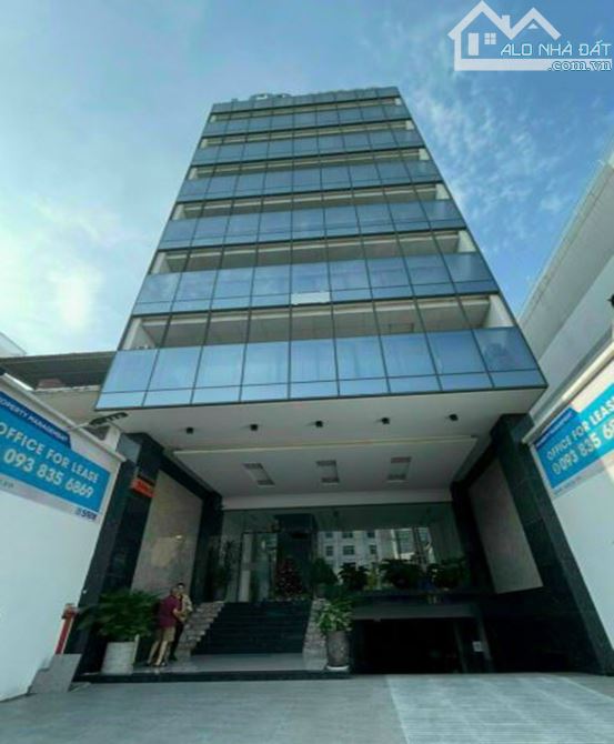 Bán Tòa Văn Phòng Mặt Phố Nguyễn Đình Thi, Tây Hồ DT 246m2, 9T, MT 10,2m. Giá Cực Rẻ