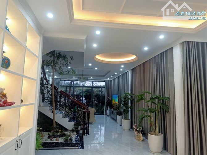 Bán Biệt thự vip tại Lê Quang Đạo, Dương Nội, Hà Đông 225m2 3 tầng full nội thất xin xò 09 - 1