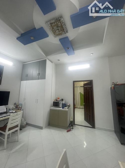 BÁN NHÀ MẶT TIỀN , ĐƯỜNG SỐ 14 ,LINH CHIỂU, THỦ ĐỨC 234M2 3 TẦNG 4 PHÒNG NGỦ - GIÁ 17 TỶ - 1